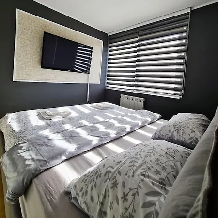 Apartment Feel's Like *