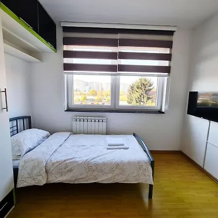 Apartment Feel's Like *